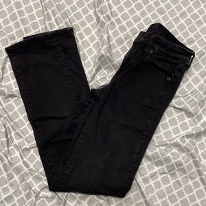 American eagle. Next level stretch.
Size 2. Long. Skinny.